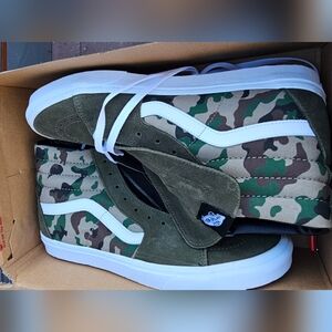 Vans Old Skool‎ Camo Green Suede High Top Skater Military Style Sneakers M11